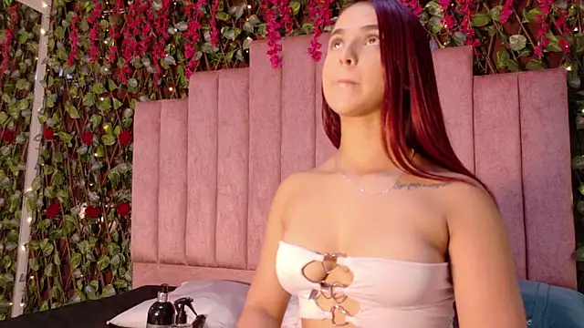 Chat XXX en directo de MiaJanss