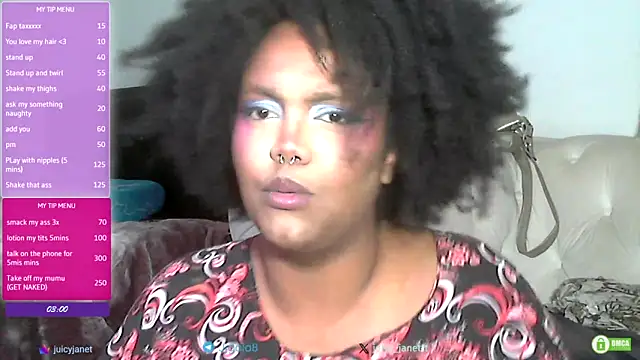 juicy_janet Chat XXX in diretta