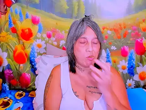 indianroxy: онлайн-секс-чат