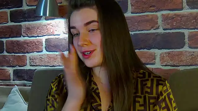 Pokazy przed kamerką – Sofia_Hugs