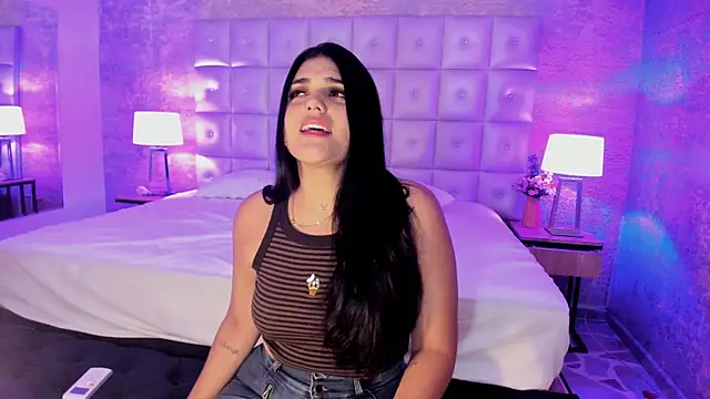 Maddysex_ élő XXX-chatje