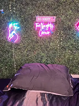 دردشة RenaThickAss الجنسية المباشرة