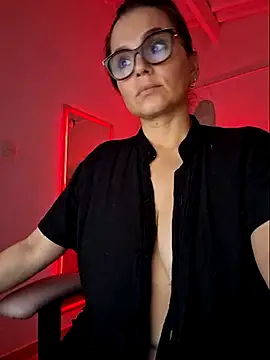 MariaPau_83 Adlı Modelin Canlı XXX Sohbeti