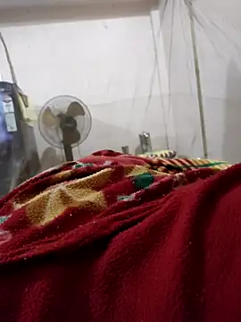 PIG_FUCKER_DADDY 网络视讯表演