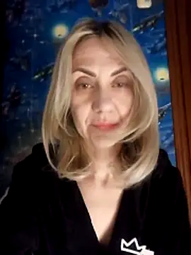 Tanya6547 élő XXX-chatje