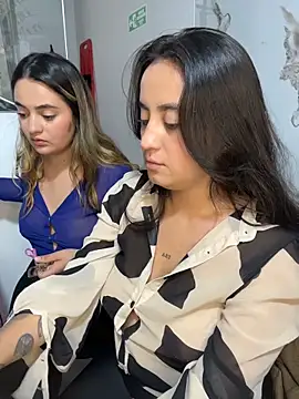 Antonella_Julieta's Live XXX Chat