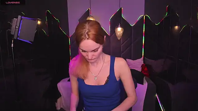 SaraSubtlety's Live XXX Chat