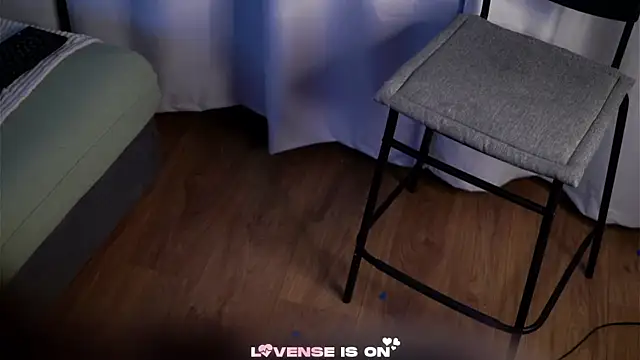 Онлайн чат XXX TemikaAltvater