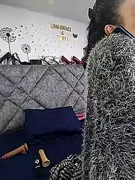 دردشة Shantey_Laurent الجنسية المباشرة