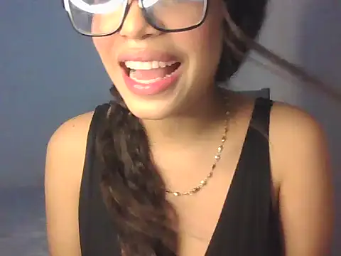 VictoriaSkinny Chat XXX in diretta