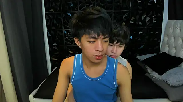 Živý XXX chat davincihugecock