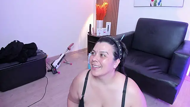 XXX chat uživo modela martina_foxy_