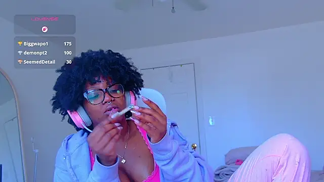 Chat XXX en directo de mochamimi