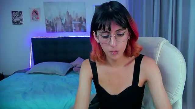 Show modela goth_minerva na web-kameri