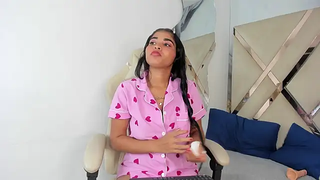 Czat XXX na żywo – honeyhtx