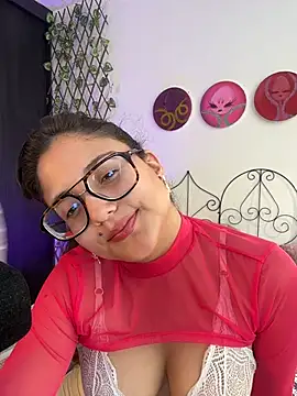 Avelyne Chat XXX live