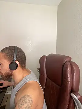 Fathero1time: онлайн-секс-чат