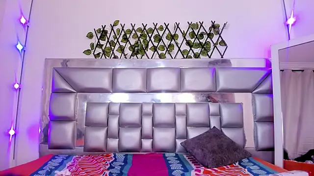 Онлайн чат XXX LexiStarkx