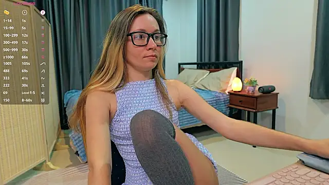 PocketElsa's Live XXX Chat