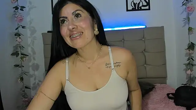 Tania_mature 라이브 XXX 채팅