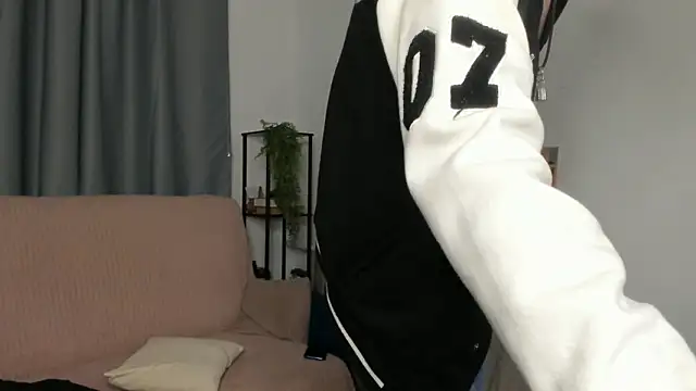 Shadow_blink Chat XXX in diretta