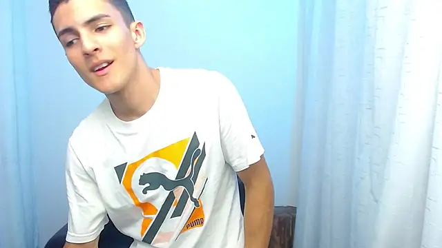 Matiius18 即時 XXX 聊天