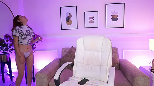 TessaaFox: онлайн-секс-чат