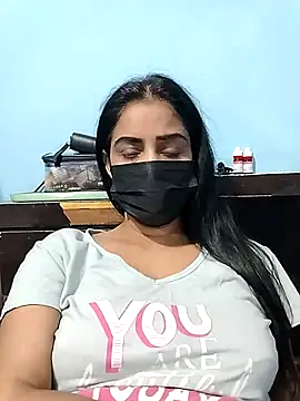 Živý XXX chat Niharika450