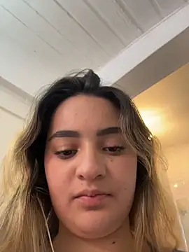 Онлайн чат XXX Antonella_Julieta