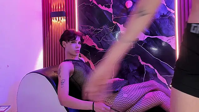 MASTER_PLAY_HOUSE Webcam show