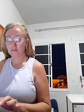 MILEIDE980: απευθείας συνομιλία ΧΧΧ