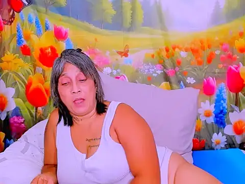 indianroxy: онлайн-секс-чат