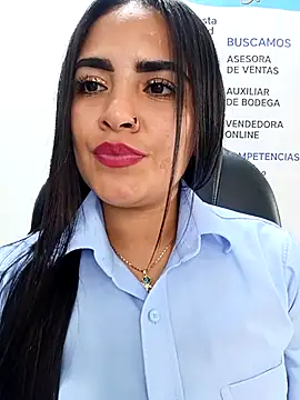 MAYE__13 即時 XXX 聊天