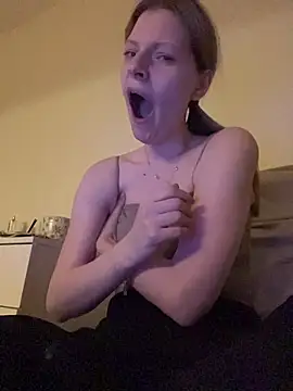 MaryHiggins Live XXX-chat