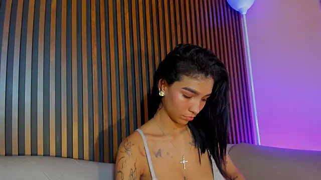 Chat XXX en directo de LauraAristizabal