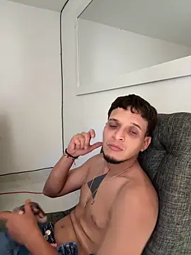 ArturoDelgado1 – Naživo XXX chat