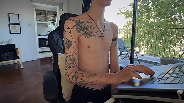 Den_BlueXx élő XXX-chatje