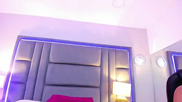 GabyMoreau Chat XXX in diretta