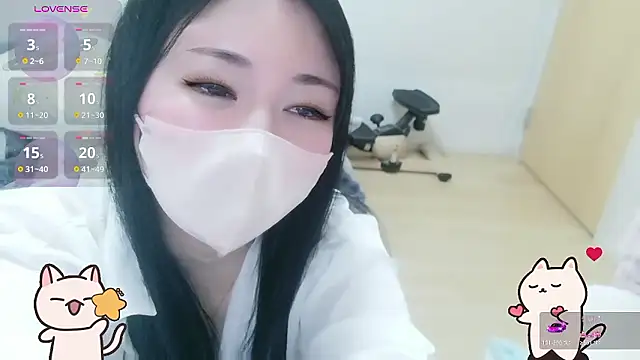 Hibikiii_ Chat XXX in diretta