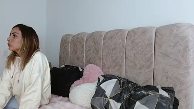 dasha_naughtyのライブXXXチャット