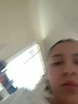 XXX chat uživo modela Mamachulita