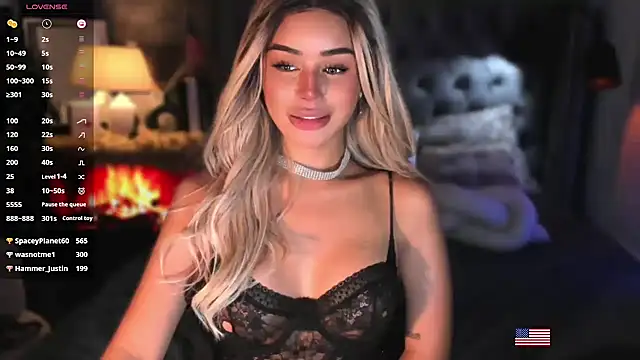 ZyraGoddes' Live XXX Chat