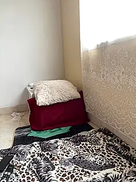 aphrodite_sexy Adlı Modelin Canlı XXX Sohbeti