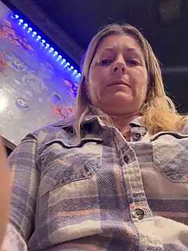 NikkiBlisss Obrolan Langsung XXX