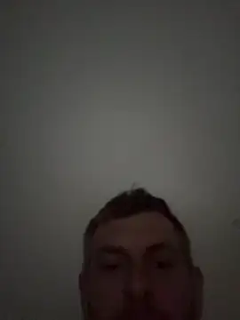 adrian90bi11のウェブカメラショー