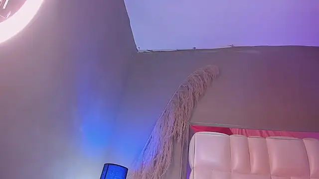 แชท XXX สดของ Roger_And_Ramona