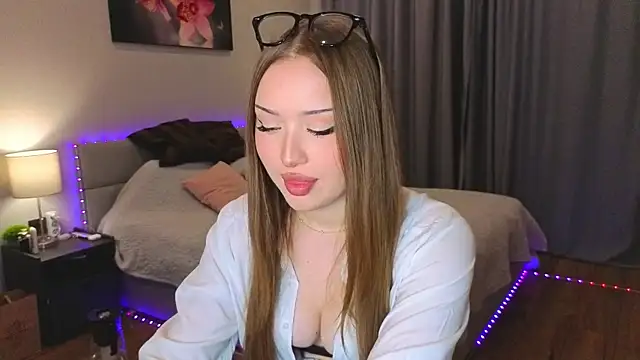 RondaRose_ Chat XXX in diretta