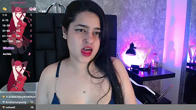 crystaldarliing's Live XXX Chat