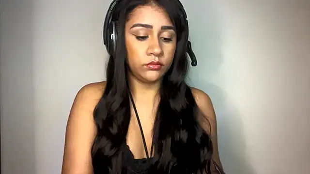 CarolyneSnellings Chat XXX in diretta