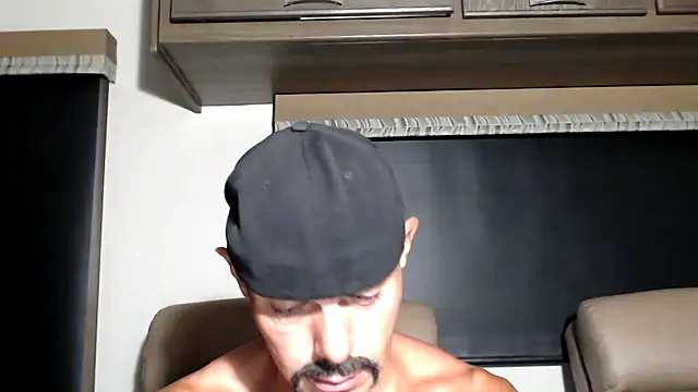 ThickD2C Chat XXX live